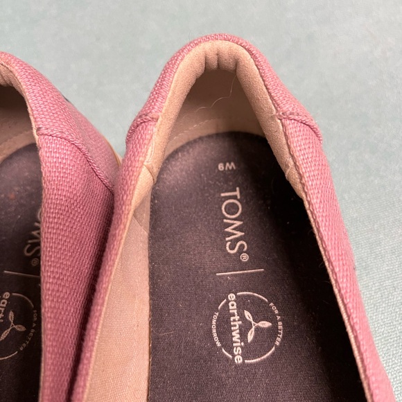 Toms Dusty Rose Canvas Slip-On Shoes platform sole  Love Give logo leather trim - Picture 6 of 11
